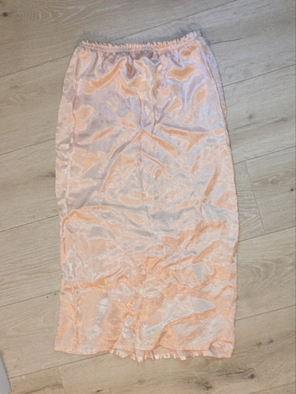 Satin Ruffle Back Skirt - Picture 2 of 5